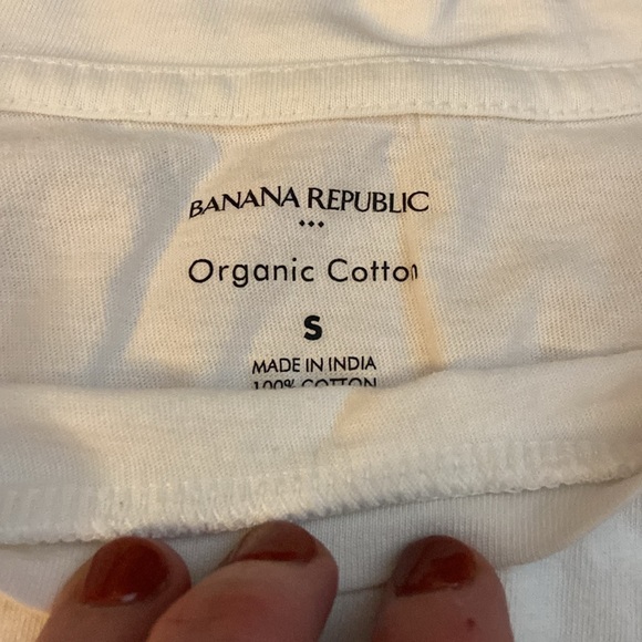 Banana Republic “Keep It Green” 100% Organic Cotton Cropped Tee size S, preloved - Picture 4 of 7